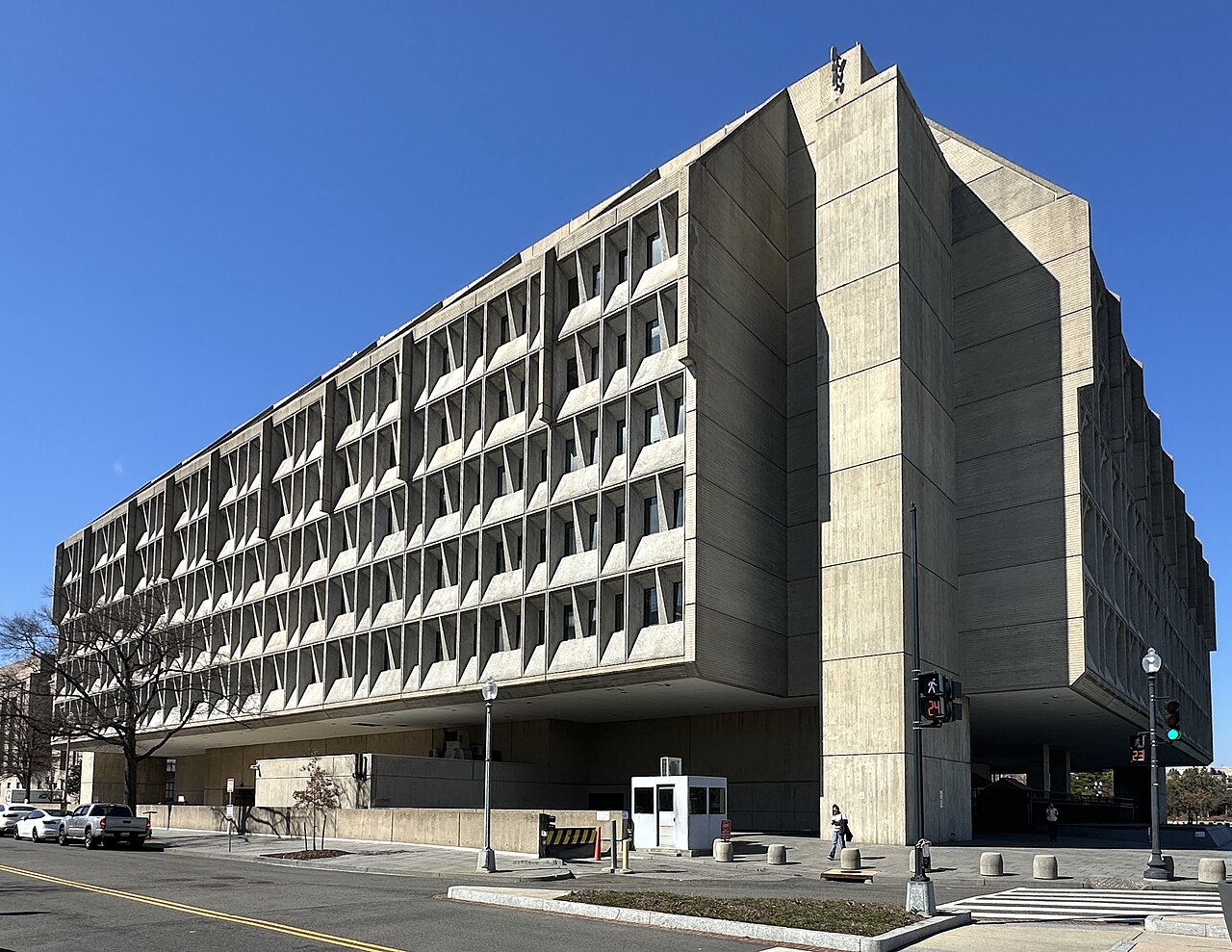 HHS Shelves Rule That Would Have Cut Funding Over Youth Gender Care
