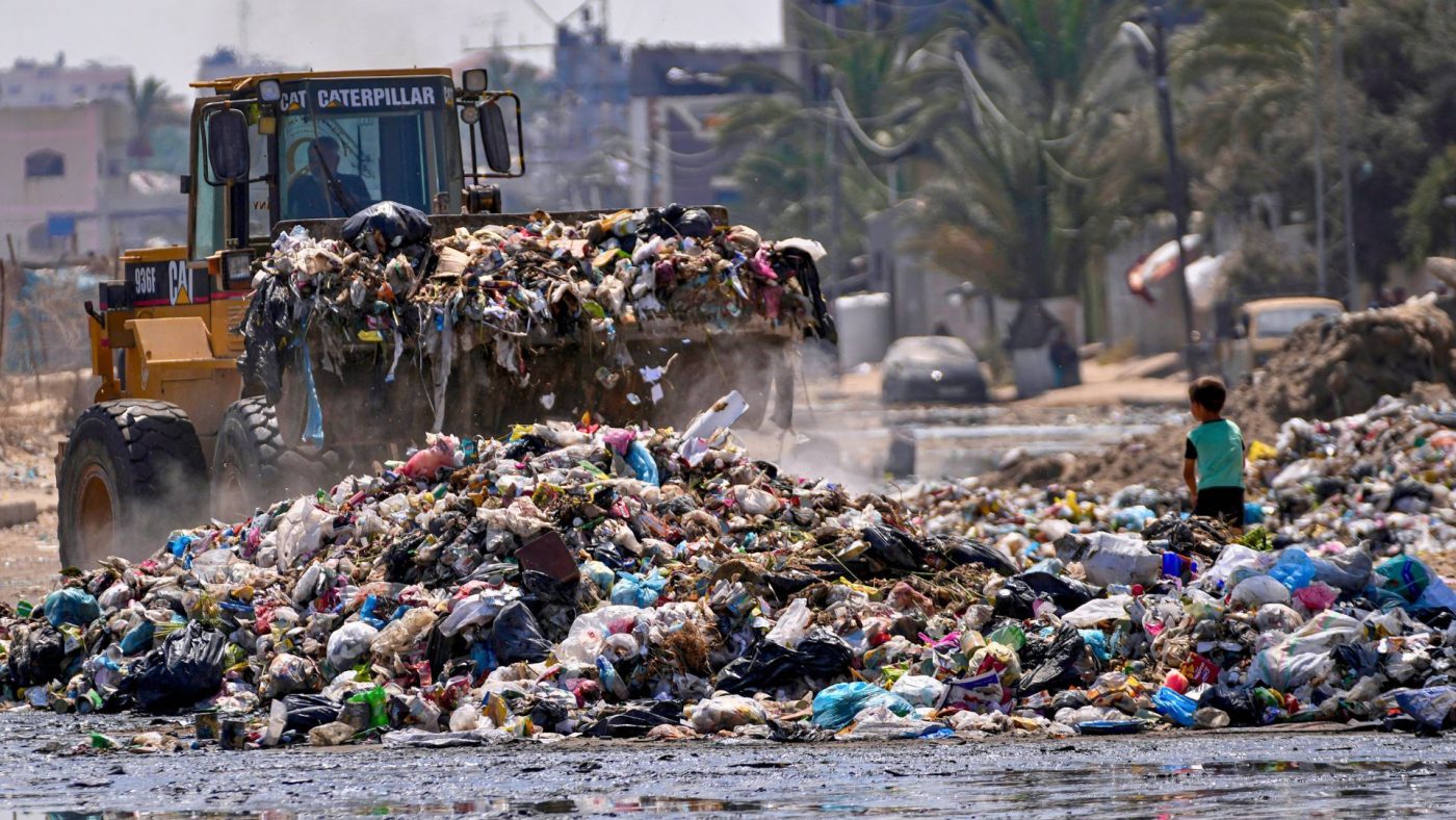 Is War a Major Threat to the Climate?