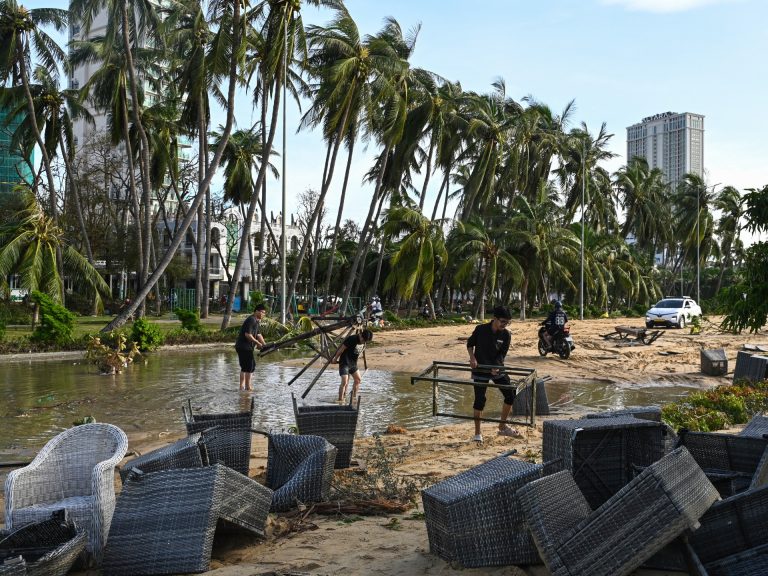 At least 5 killed as Typhoon Kalmaegi slams into Vietnam